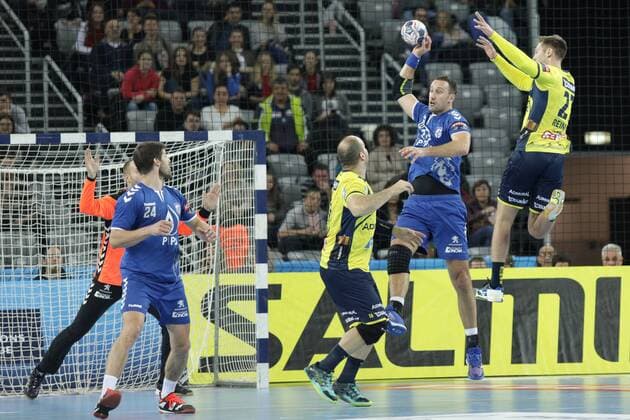 Zagreb, 29 11 2017 - Arena Zagreb hall, 2017 18 EHF Men s Champions League Group Phase. HC Prvo plinarsko drustvo (blue) - Rhein-Neckar Löwen (yellow) 