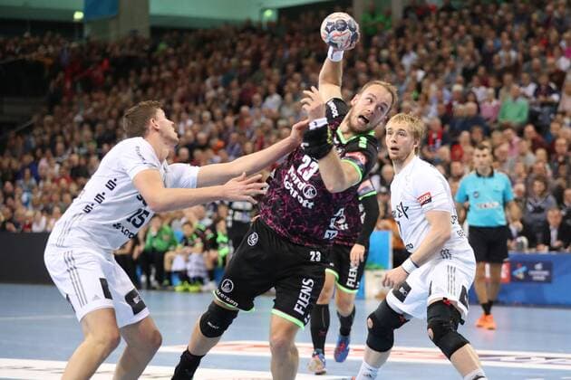THW Kiel Championships Flensburg Handwitt THW Kiel EHF Champions League Flensburg 29 11 17 Flensburg 29 11 17 Sport Handball VELUX EHF Champions League Season 2017 2018 Group Stage SG Flensburg Handewitt THW Kiel Henrik Toft Hansen SG Flensburg Handewitt 23 Christian Dissinger THW Kiel 15 xmmkx