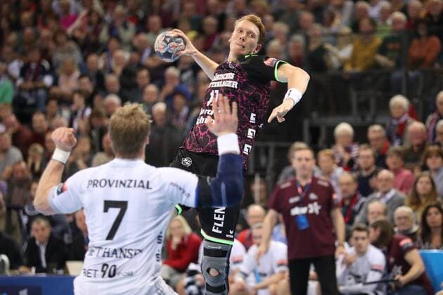 THW Kiel EHF Champions League Flensburg 29 11 17 Flensburg 29 11 17 Sport Handball VELUX EHF Champions League Season 2017 2018 Group Stage SG Flensburg Handewitt THW Kiel Simon Jeppsson SG Flensburg Handewitt 17 Rene Toft Hansen THW Kiel 07 xmmkx