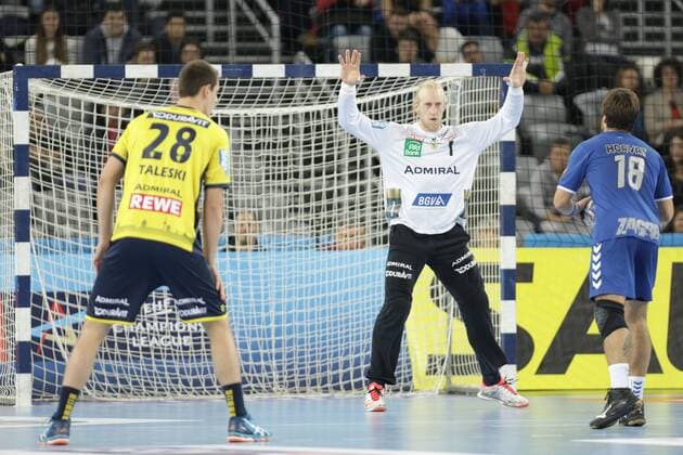 Zagreb, 29.11.2017. - Arena Zagreb hall, 2017 18 EHF Men s Champions League Group Phase. HC Prvo plinarsko drustvo (blue) - Rhein-Neckar Löwen (yellow) 30:26 Zlatko HORVAT (18) vs APPELGREN Mikael (1) 