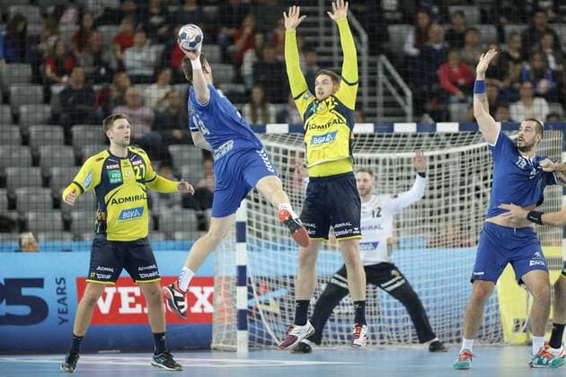 Zagreb, 29.11.2017. - Arena Zagreb hall, 2017 18 EHF Men s Champions League Group Phase. HC Prvo plinarsko drustvo (blue) - Rhein-Neckar Löwen (yellow) 30:26 Matej HRSTIC (44) vs PEKELER Hendrik (23) 