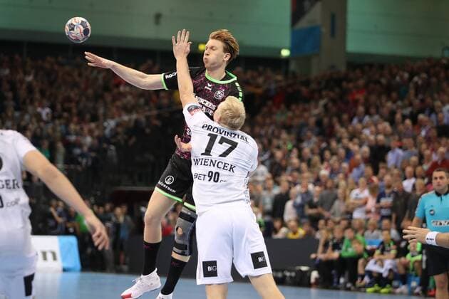 Simon Jeppsson SG Flensburg Handewitt 17 Patrick Wiencek THW Kiel 17 Flensburg Schleswig Holstein Germany Flens Arena Copyright: xAgentur54Gradx xSpeedphotosx