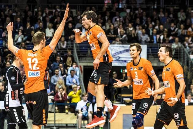 29 11 17 BRV Alpenvolleys Haching 1 Bundesliga Volleyball Men Season 2017 18 Bild Jubel der Berliner xsmmpJPGx