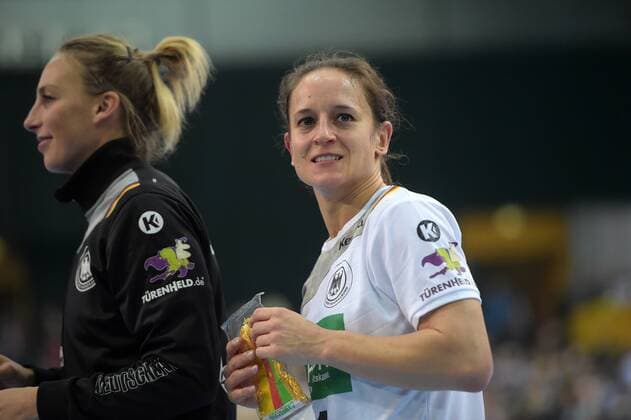 Kerstin Wohlbold GER 31 at Game Germany GER vs Cameroon CMR Handball Women World Cup Leipzig 01 12 2017 Leipzig Copyright: xMODLA xEibner-Pressefotox EP_CMA