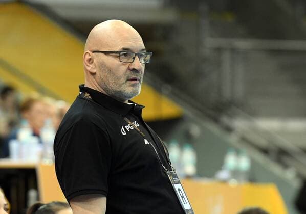Sweden vs Poland Handball Women World Cup in Germany Season 2017 2018 Bietigheim Bissingen EgeTrans Arena 2 12 2017 Coach Poland Adrian STUZIK