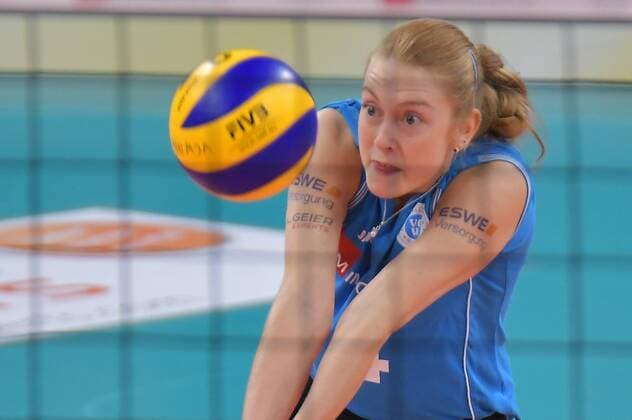 02 12 2017 xtkx Volleyball Women VC Wiesbaden Allianz MTV Stuttgart emspor v l Tanja Grosser VCW Wiesbaden