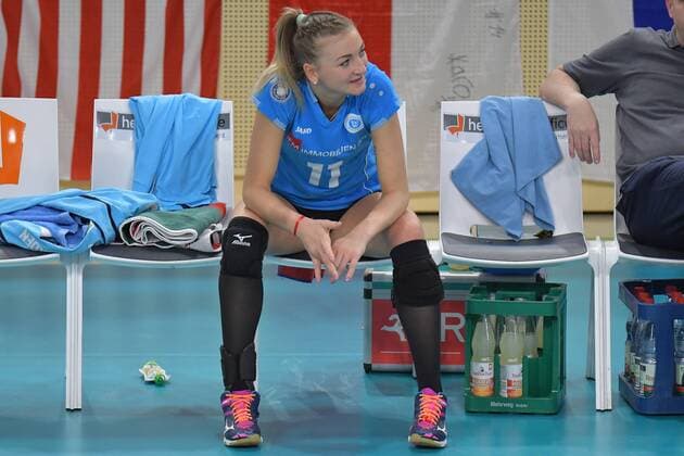02 12 2017 xtkx Volleyball Women VC Wiesbaden Allianz MTV Stuttgart emspor v l Simona Kosova VCW Wiesbaden