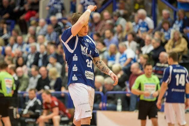Linus Arnesson 24 Bergischer HC disappointed Bergischer HC vs VfL Lübeck Schwartau Handball 2 Bundesliga 02 12 17 Solingen NRW Germany Klingenhalle Copyright: xcdnx