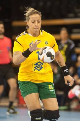 GER IHF World Cup 2017 Tunisia TUN vs Brazil BRA 03 12 2017 EWE Arena Oldenburg Germany 23 IHF World Championship 2017 Womens first round Group C Tunisia vs Brazil in picture Tamires COSTA Brazil 11 Nordphotox xRojahn nph00300