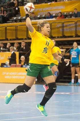 GER IHF World Cup 2017 Tunisia TUN vs Brazil BRA 03 12 2017 EWE Arena Oldenburg Germany 23 IHF World Championship 2017 Womens first round Group C Tunisia vs Brazil in picture Tamires COSTA Brazil 11 Nordphotox xRojahn nph00300