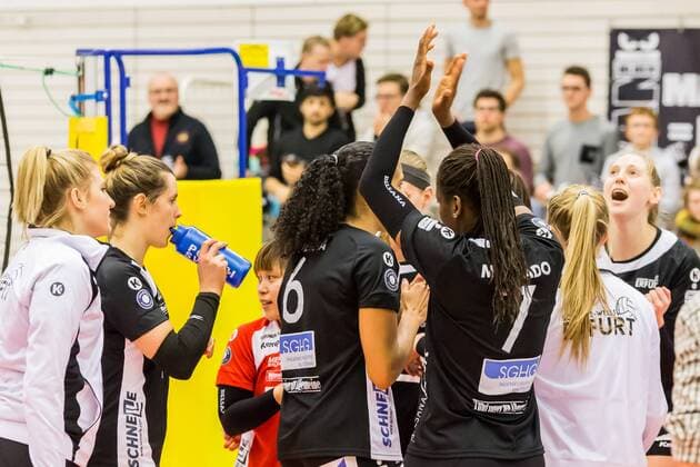 Jubel celebration at Black White Erfurt SWE Volleyball 1 Bundesliga Women Black White Erfurt VC Olympia Berlin xprx