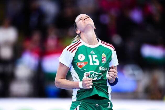 171203 Hungarys Kinga Klivinyi deplores during the match between Hungary and Sweden during the World Cups World Cup on December 3, 2017 in Bietigheim Bissingen  Copyright: CARLxSANDIN BB171203CS040