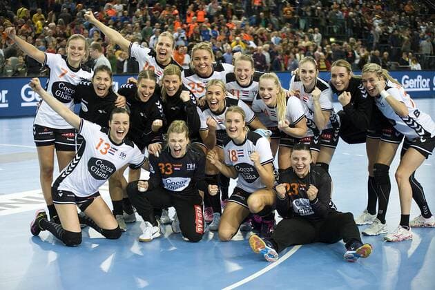 Womens Handball World Championship Group Preliminary Group D China Netherlands 15 40 9 20 The team of the Netherlands celebrates the 40 15 victory Leipzig Saxony Germany