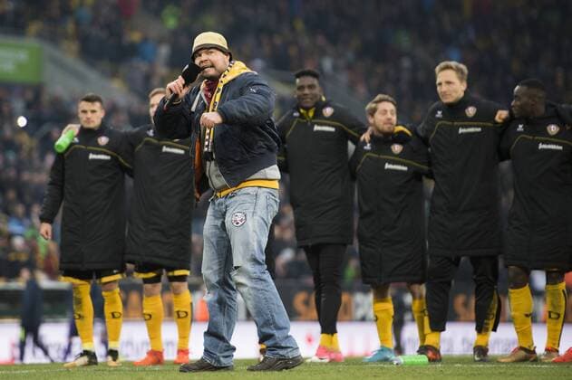 Soccer 2 League Season 2017 2018 16 Round SG Dynamo Dresden FC Erzgebirge Aue Sunday 03 12 2017 DDV Stadion Dresden Dynamo Fan Capo Stefan Lehmi Lehmann says goodbye RM001