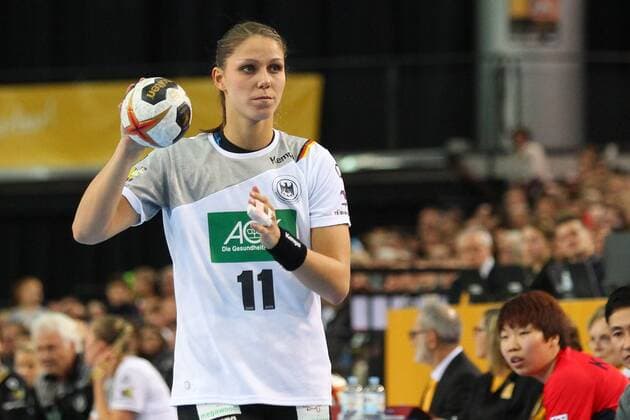 Germany vs Korea South Korea 03 12 2017 23rd IHF Women s Handball World Championship Germany 2017 Preliminary Round Group D Germany vs Korea Arena Leipzig Handball World Cup Womens preliminary round Group D Germany vs South Korea In the picture Xenia Smits 11 GER xjkx