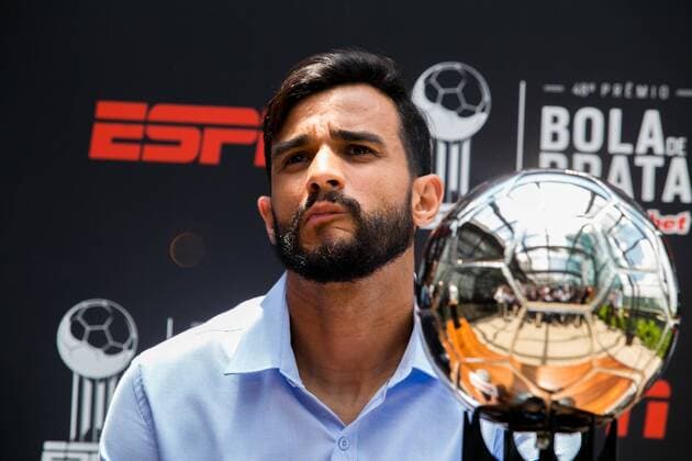 Premio Bola de Prata ESPN SAO PAULO, SP - 04.12.2017: Premio BOLA DE PRATA ESPN - Silver Ball Award arrives at its 48th edition this Monday (04) in SP and aims to reward the best athletes of 2017. In the Spotlight Henrique Dourado do Fluminense. (Photo: Tom Vieira Freitas Fotoarena) x1441952x  TomxVieiraxFreitas