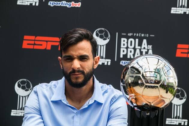 Premio Bola de Prata ESPN SAO PAULO, SP - 04.12.2017: Premio BOLA DE PRATA ESPN - Silver Ball Award arrives at its 48th edition this Monday (04) in SP and aims to reward the best athletes of 2017. In the Spotlight Henrique Dourado do Fluminense. (Photo: Tom Vieira Freitas Fotoarena) x1441953x  TomxVieiraxFreitas
