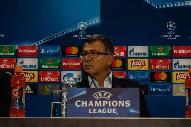December 4, 2017 - Athens, Greece - Takis Lemonis, head coach of Olympiacos FC, speaks during the Olympiakos FC press conference PK Pressekonferenz on the eve of the UEFA Champions League (Group D) match between Olympiakos FC and Juventus FC at Karaiskaki Stadium, on 4 December 2017 Olympiakos F.C. Press Conference  - ZUMAn230 20171204_zaa_n230_221 Copyright: xDimitrisxLampropoulosx