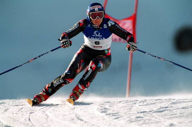 Corinne Rey Bellet Ski Alpin, Weltcup Sölden 27.10.2001, RSL Aktion , SÜlden Ästerreich *** Corinne Rey Bellet Alpine Skiing World Cup Sölden 27 10 2001 RSL Aktion SÜlden Austria