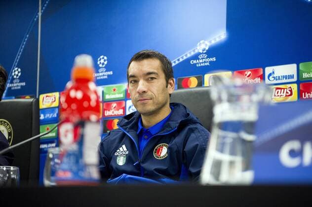 05-12-2017 VOETBAL: PERSCONFERENTIE FEYENOORD: ROTTERDAM Giovanni van Bronckhorst, coach Feyenoord Foto: SCS Michel Utrecht xVIxVIxImagesx xSoenarxChamidxsportfotografiexIVx 9492286