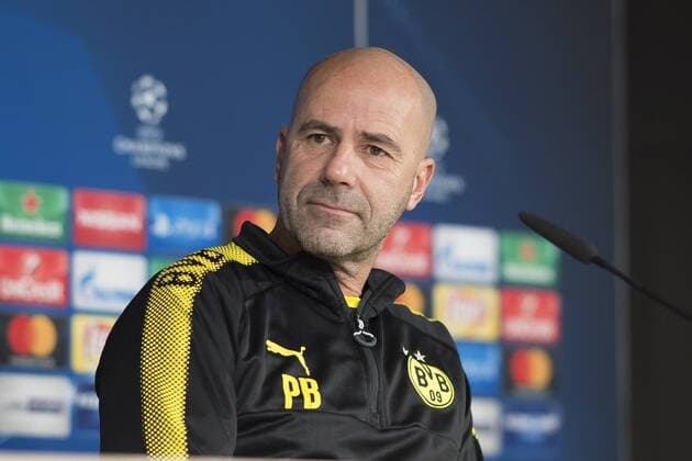 Fußball: Champions League, Saison 2017 2018, Gruppe H, Pressekonferenz von Borussia Dortmund vor dem Spiel gegen Real Madrid am 05.12.2017 im Estadio Santiago Bernabeu in Madrid (Spanien). Dortmunds Trainer Peter Bosz Copyright: xKirchner DavidxInderliedx