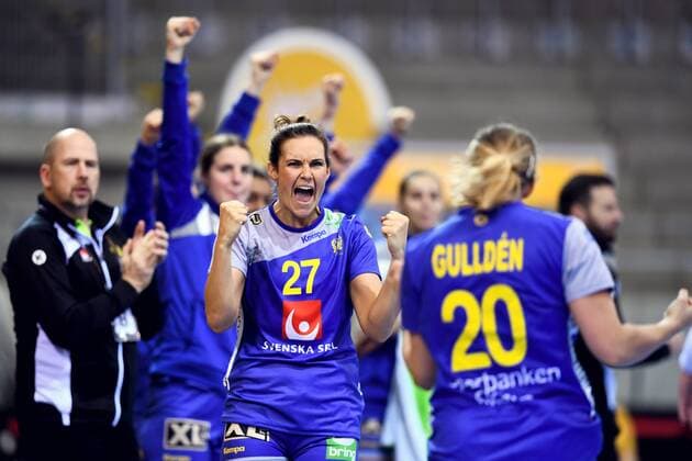 171205 Swedens Sabina Jacobsen celebrates the match between Sweden and the Czech Republic during the World Cup on December 5, 2017 in Bietigheim Bissingen  Copyright: CARLxSANDIN BB171205CS037