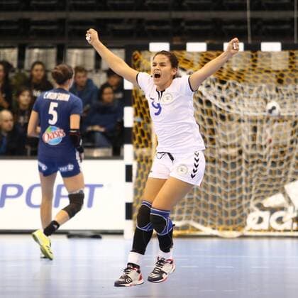 Marizza Alejandra Faria Servin Paraguay cheers France vs Paraguay Handball Womens World Cup 05 12 2017 Trier Copyright: xWeissx Eibner-Pressefotox EP_rws