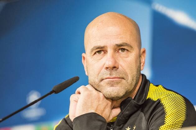 Bilder des Tages - SPORT Fußball: Champions League, Saison 2017 2018, Gruppe H, Pressekonferenz von Borussia Dortmund vor dem Spiel gegen Real Madrid am 05.12.2017 im Estadio Santiago Bernabeu in Madrid (Spanien). Dortmunds Trainer Peter Bosz Copyright: xKirchner DavidxInderliedx