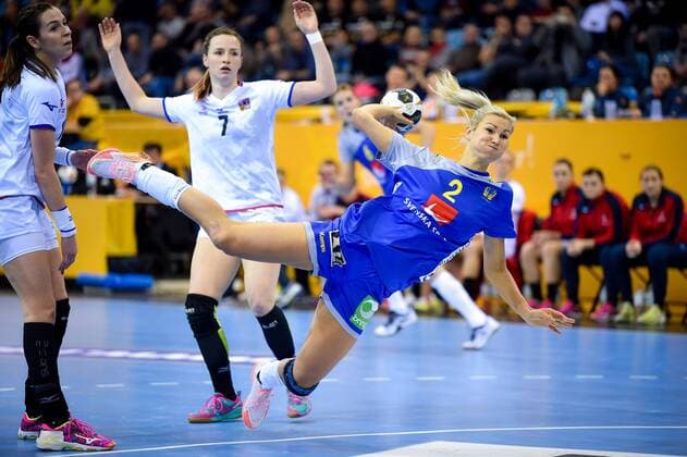 Handball, WM Damen, Schweden - Tschechien 2017.12.05 Bietigheim-Bissingen Pilka reczna Mistrzostwa Swiata w pilce recznej kobiet Szwecja - Czechy N z Urlika Toft Hansen in action Foto Lukasz Laskowski PressFocus NEWSPIX.PL 2017.12.05 Bietigheim-Bissingen IHF Women s Handball World Championship WM Weltmeisterschaft Sweden v Czech Republic Urlika Toft Hansen in action Credit: Lukasz Laskowski PressFocus --- Newspix.pl  20171205_LUK_216