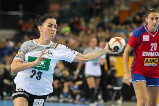 Germany vs Serbia Serbia 05 12 2017 23rd IHF Women s Handball World Championship Germany 2017 Preliminary Round Group D Germany vs Serbia Arena Leipzig Womens Handball World Cup Womens Preliminary Group D Germany vs Serbia Pictured xjkx
