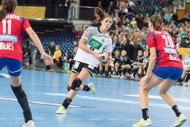 GER IHF World Cup 2017 Germany GER vs South Korea KOR 05 12 2017 Arena Leipzig GER IHF World Cup 2017 Germany GER vs South Korea KOR in picture Xenia Smits 11 Germany Marija Obradovic 23 Serbia nordphotoxDostmann nph00325