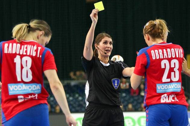 Germany vs Serbia Serbia 05 12 2017 23rd IHF Women s Handball World Championship Germany 2017 Preliminary Round Group D Germany vs Serbia Arena Leipzig Womens Handball World Cup Womens Preliminary Group D Germany vs Serbia Referee Referee Yellow Card Yellow Card xjkx