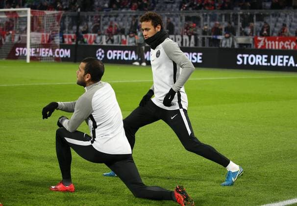 Soccer UEFA Champions League FC Bayern Muenchen Paris Saint Germain on 05 12 2017 in the Allianz Arena Group B Gameday 6 Season 2017 18 xmdx NEYMAR 10 Paris Saint Germain FC Bayern Munich Paris Saint Germain