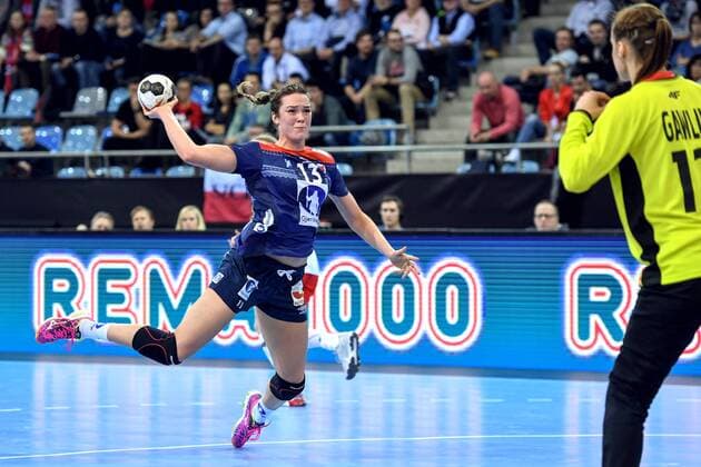 171205 Norges Kari Brattset during the match between Norway and Poland during the World Cup on December 5, 2017 in Bietigheim Bissingen  Copyright: CARLxSANDIN BB171205CS087