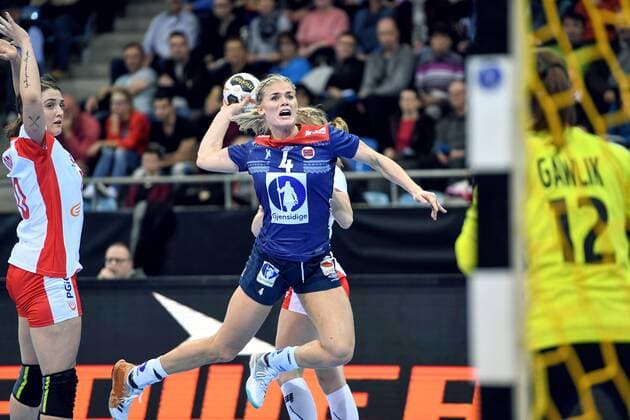 171205 Norways Veronica Egebakken Kristiansen during the match between Norway and Poland during the World Cup on December 5, 2017 in Bietigheim Bissingen  Copyright: CARLxSANDIN BB171205CS092