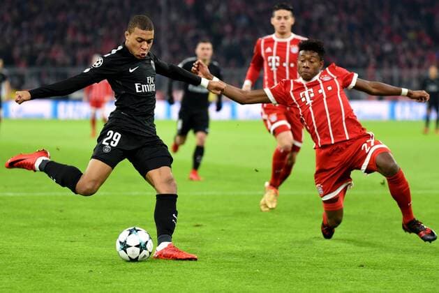 Kylian Mbappe Paris St Germain David Alaba Bayern Munich Germany Muenchen Sport Soccer UEFA Champions League Matchday 6 FC Bayern Muenchen vs Paris Saint Germain on 05 12 2017 Allianz Arena