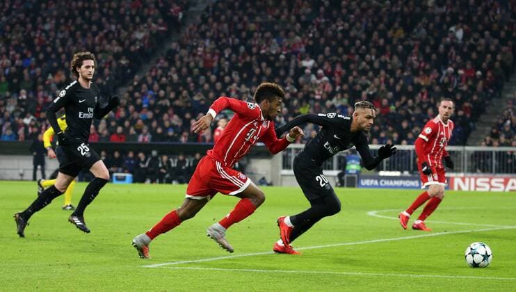 Soccer UEFA Champions League Bayern Munich Paris Saint Germain on 05 12 2017 in Allianz Arena Group B Gameday 6 Season 2017 18 xmdx Kingsley COMAN 29 FC Bayern Munich Layvin KURZAWA 20 Paris Saint Germain FC Bayern Munich Paris Saint Germain