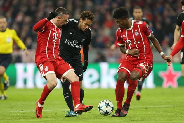 In action with Franck Ribery 7 FC Bayern Muenchen Neymar 10 Paris Saint Germain David Alaba 27 Bayern Munich Muenchen vs Paris Saint Germain Soccer Preliminary Round Champions League 05 12 2017 Muenchen Bayern Germany Copyright: xkolbert-press ChristianxKolbertx