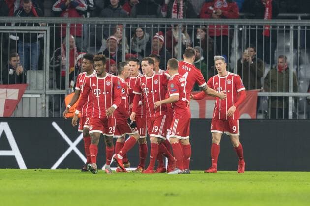 SOCCER - CL, Bayern vs PSG MUNICH,GERMANY,05.DEC.17 - SOCCER - UEFA Champions League, group stage, FC Bayern Muenchen vs Paris Saint-Germain FC. Image shows the rejoicing of Bayern. GEPAxpictures xMarkusxFischer