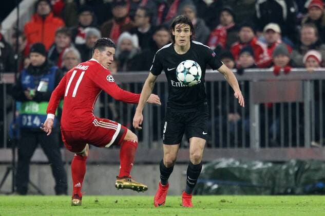 Soccer UEFA Champions League FC Bayern Munich Paris Saint Germain on 05 12 2017 in the Allianz Arena Group B Gameday 6 Season 2017 18 xmdx James RODRIGUEZ 11 FC Bayern Muenchen Edison CAVANI 9 Paris Saint Germain FC Bayern Munich Paris Saint Germain