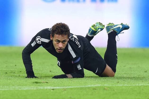 Soccer Champions League Group Stage 6 Gameday FC Bayern Munich Paris Saint Germain on 05 12 2017 in the Allianz Arena in Munich Neymar Paris am Bpden xRx