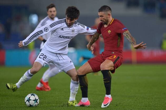 Alexandar Kolarov Roma , Afran Ismayilov Qarabag. Roma 05-12-2017 Stadio Olimpico Uefa Champions League A 2017 2018 Group C AS Roma - Qarabag Foto Antonietta Baldassarre Insidefoto AntoxBalda