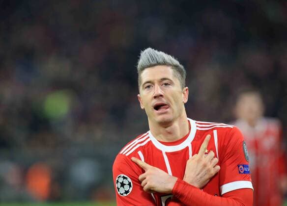 05 12 2017 Football UEFA Champions League 2017 2018 Group Stage 6 Gameday FC Bayern Munich Paris Saint Germain at Allianz Arena Munich Torjubel Robert Lewandowski FC Bayern Munich