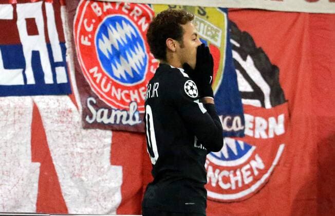 Neymar Paris Saint Germain Baffled Soccer UEFA Champions League FC Bayern Munich Paris Saint Germain 05 12 2017