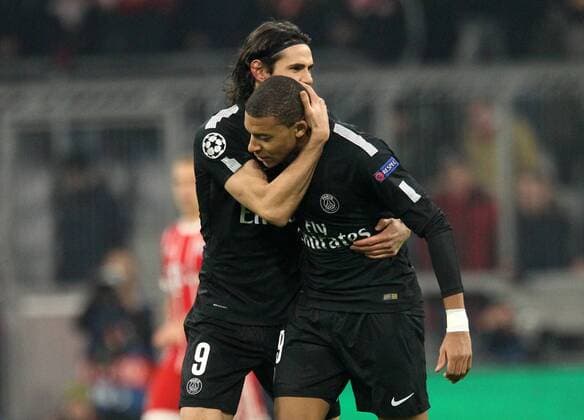 Soccer UEFA Champions League Bayern Munich Paris Saint Germain on 05 12 2017 in Allianz Arena Group B Gameday 6 Season 2017 18 xmdx 2 1 Kylian MBAPPE 29 Paris Saint Germain against Sven ULREICH 26 goal Bayern Muenchen goaljubel FC Bayern Muenchen Paris Saint Germain
