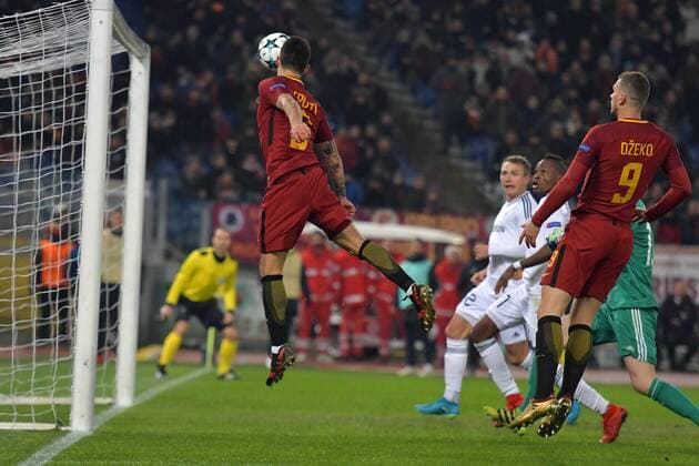 il gol di Diego Perotti Roma. Goal celebration. Roma 05-12-2017 Stadio Olimpico Uefa Champions League A 2017 2018 Group C AS Roma - Qarabag Foto Antonietta Baldassarre Insidefoto AntoxBalda