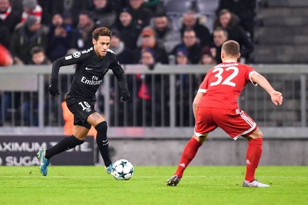 10 NEYMAR JR (psg) FOOTBALL : Bayern Munich vs Paris SG - Ligue des Champions - 05 12 2017 AnthonyBIBARD FEP Panoramic 