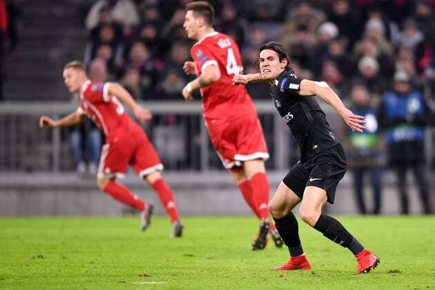 09 EDINSON CAVANI (psg) - COLERE FOOTBALL : Bayern Munich vs Paris SG - Ligue des Champions - 05 12 2017 AnthonyBIBARD FEP Panoramic 