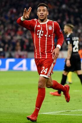 Torjubel scorer Corentin Tolisso Bayern Muenchen Germany Muenchen Sport Soccer UEFA Champions League Matchday 6 FC Bayern Muenchen vs Paris Saint Germain on 05 12 2017 Allianz Arena