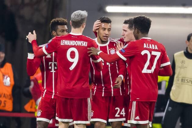 GER UEFA CL Bayern Muenchen GER vs Paris Saint Germain FRA 05 12 2017 Allianz Arena Muenchen GER UEFA CL Bayern Muenchen GER vs Paris Saint Germain FRA Group B in the picture Jubilation after the goal to 3 1 by Corentin Tolisso FCB 24 with Robert Lewandowski FCB 9 Kingsley Coman FCB 29 David Alaba FCB 27 nordphotox xStraubmeier nph00004